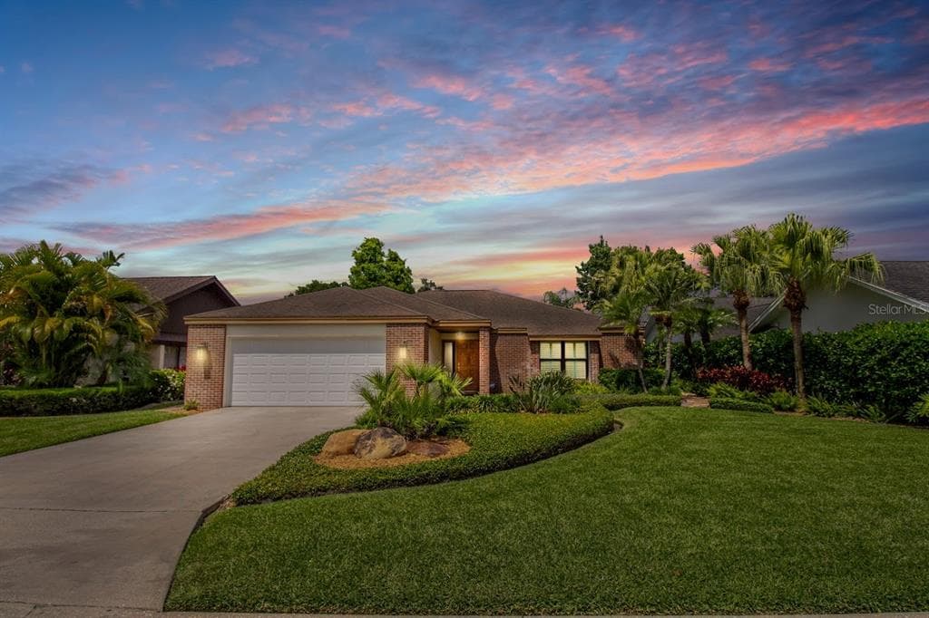13605 CLUBSIDE DRIVE TAMPA, FL 33624