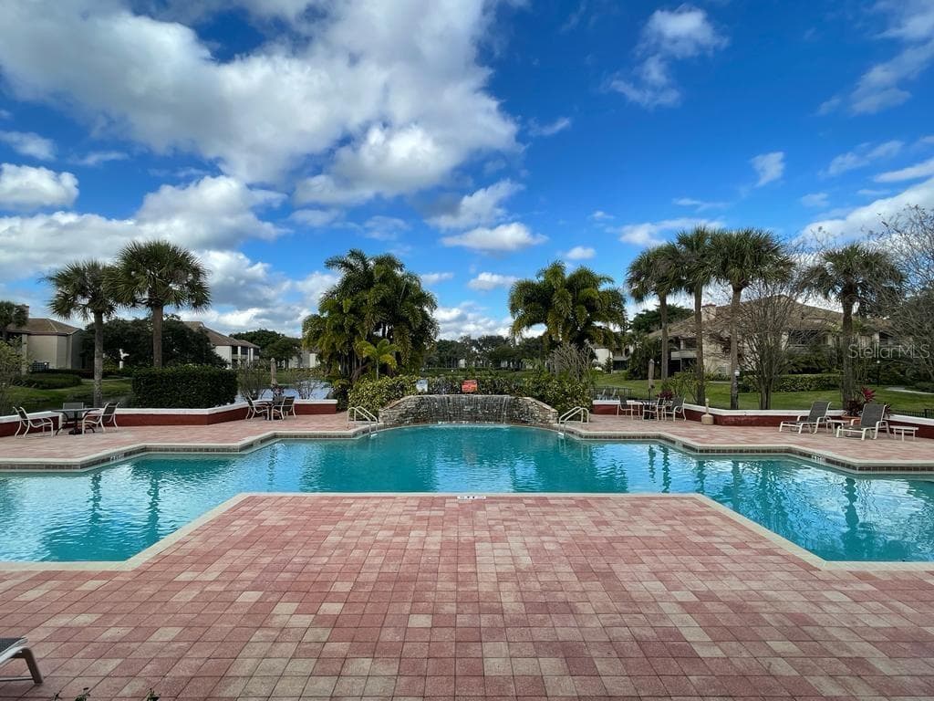 10265 GANDY BOULEVARD N UNIT 901 ST PETERSBURG, FL 33702