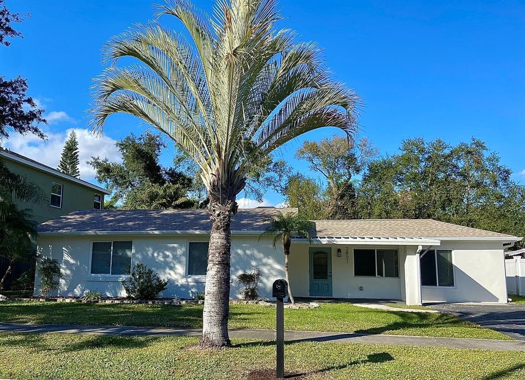 2821 W BAY HAVEN DRIVE TAMPA, FL 33611