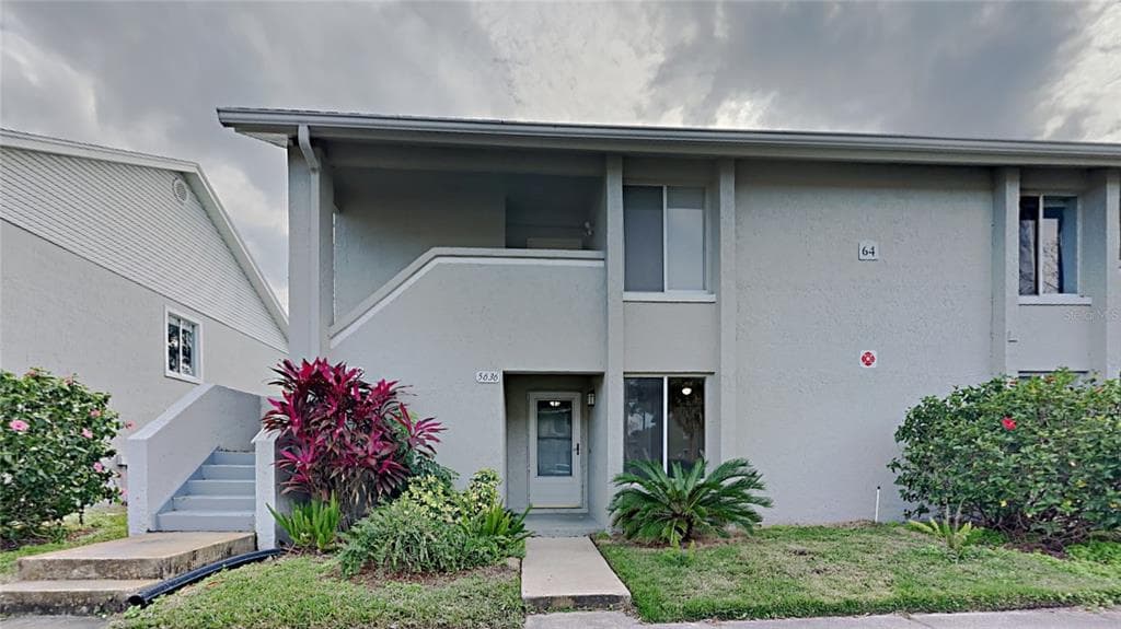 5636 BLUE SHADOWS COURT UNIT 2 ORLANDO, FL 32811