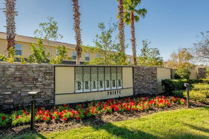 2711 LANTERN HILL AVENUE BRANDON, FL 33511