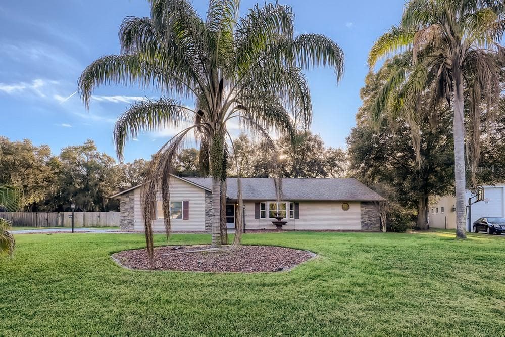 35139 HAINES CREEK ROAD LEESBURG, FL 34788