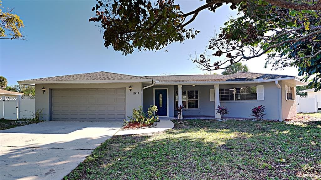 1911 83RD STREET NW BRADENTON, FL 34209
