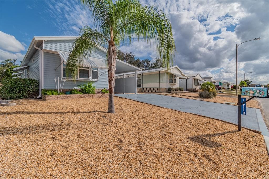 12118 LONGHORN DRIVE HUDSON, FL 34667