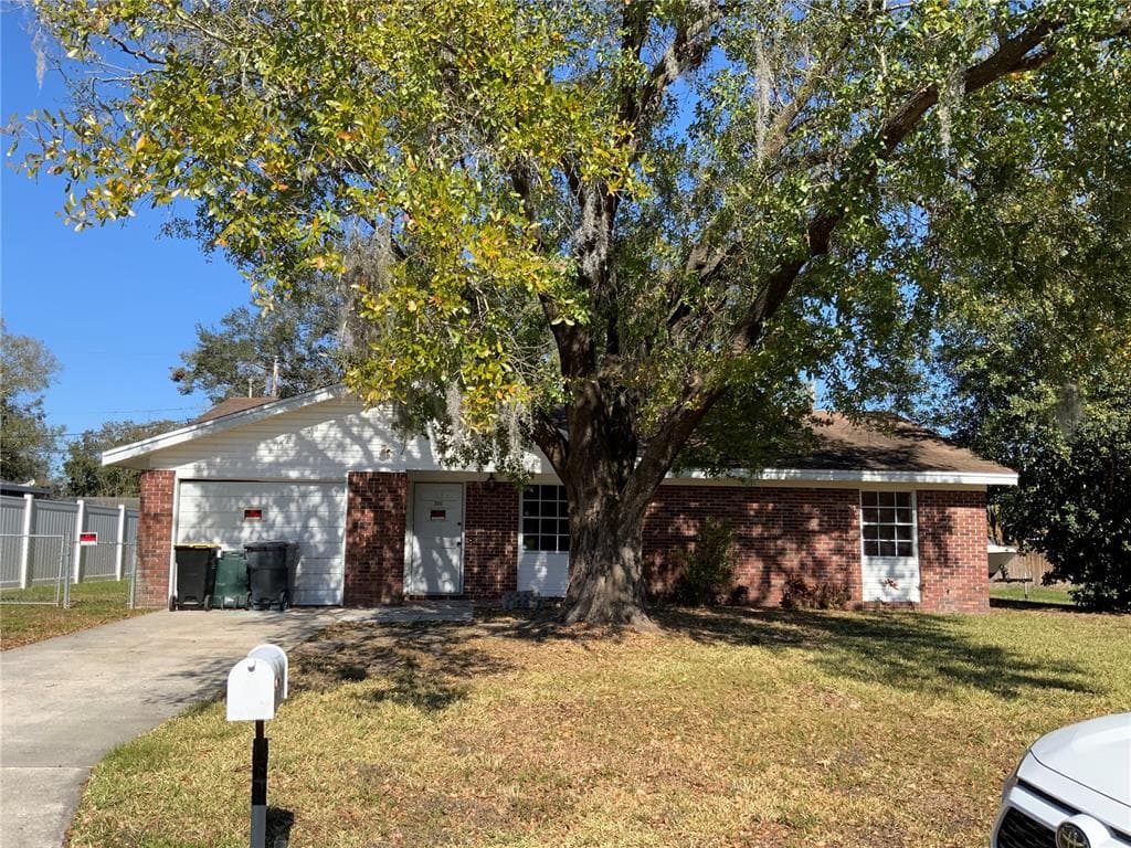 2806 WILLIAM LANE LAKELAND, FL 33812