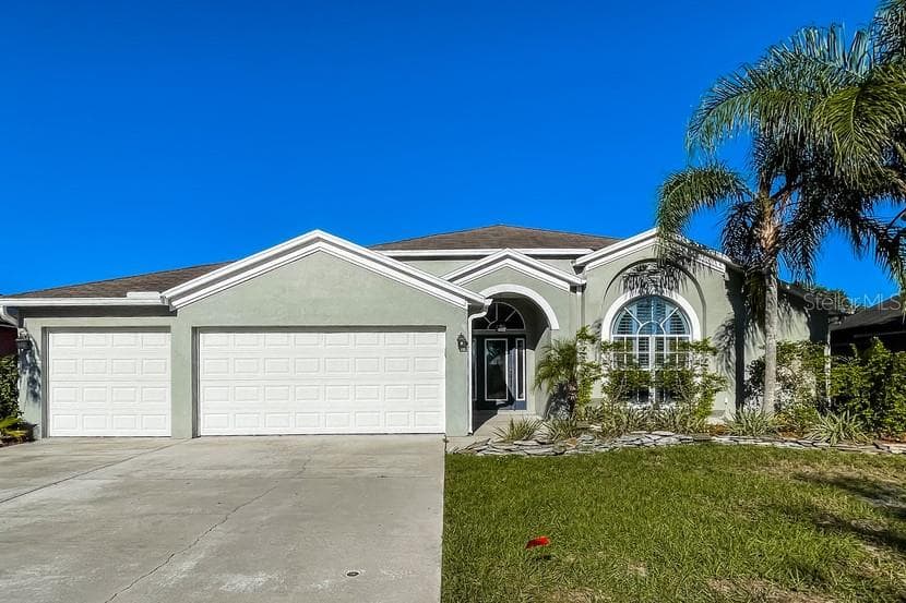 9814 CRISTINA DRIVE RIVERVIEW, FL 33569