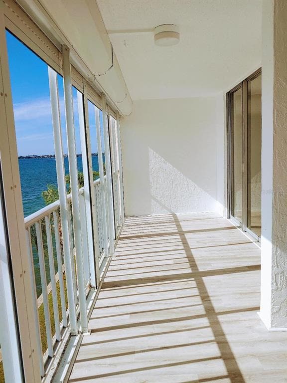 6060 SHORE BOULEVARD S UNIT 301 GULFPORT, FL 33707