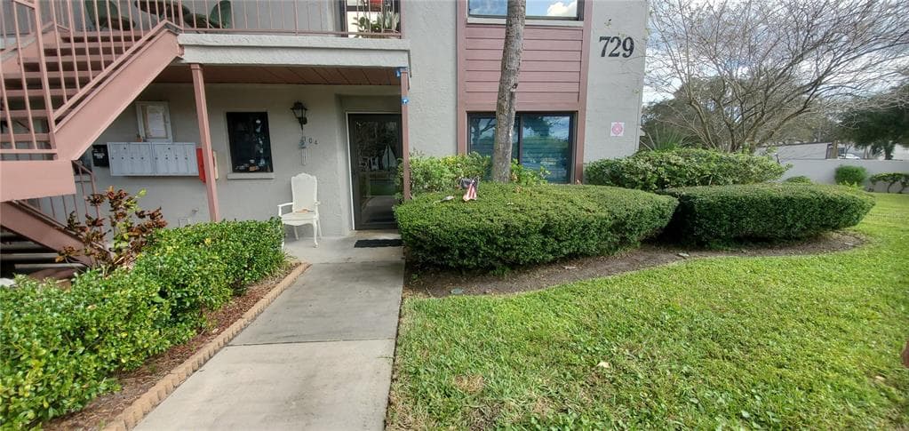 729 83RD AVENUE N UNIT 104 ST PETERSBURG, FL 33702