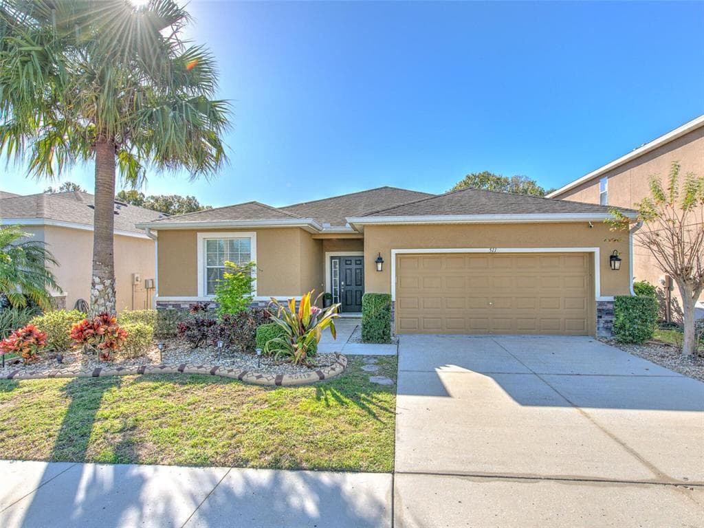 511 CORBETT BLUFF DRIVE RUSKIN, FL 33570