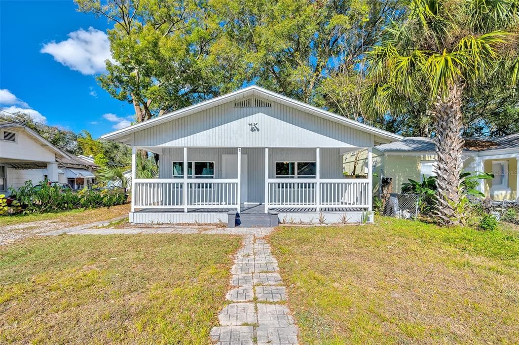 107 W CAYUGA STREET TAMPA, FL 33603