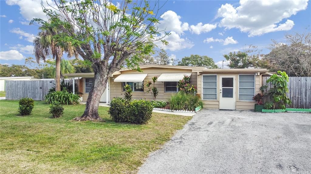 10394 109TH AVENUE LARGO, FL 33773
