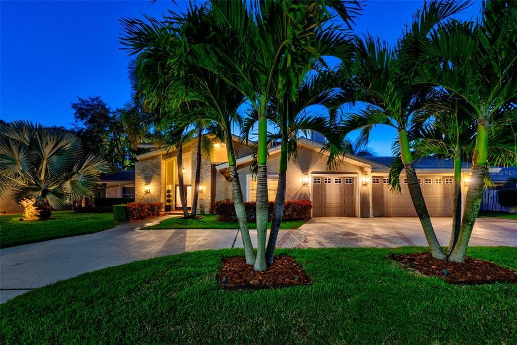 2956 MEADOW HILL DRIVE CLEARWATER, FL 33761
