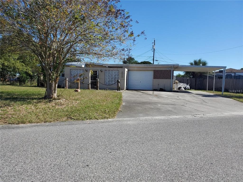 10538 RAFFIA DRIVE PORT RICHEY, FL 34668