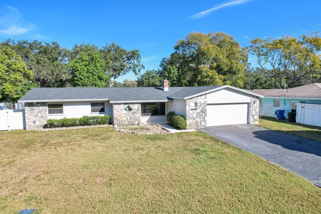 6171 35TH AVENUE N ST PETERSBURG, FL 33710