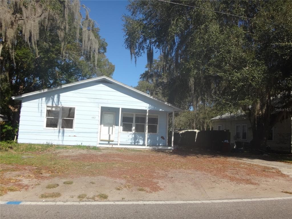 602 E CALHOUN STREET PLANT CITY, FL 33563