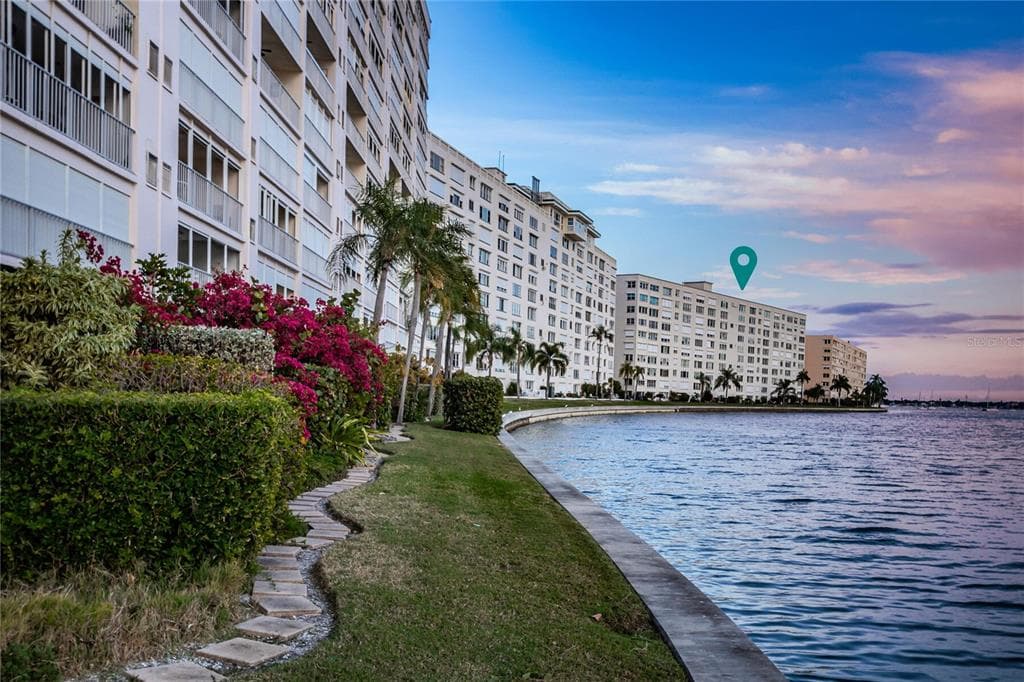 5980 SHORE BOULEVARD S UNIT 908 GULFPORT, FL 33707