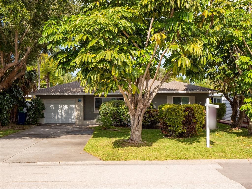 447 80TH AVENUE ST PETE BEACH, FL 33706