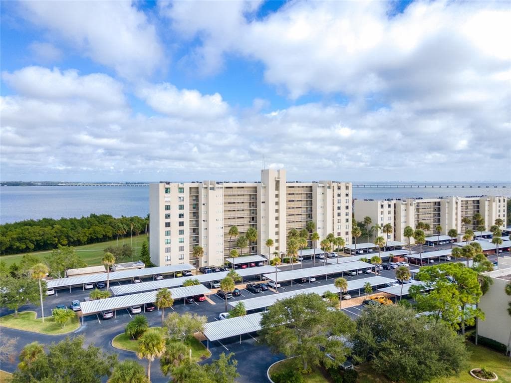 2618 COVE CAY DRIVE UNIT 103 CLEARWATER, FL 33760