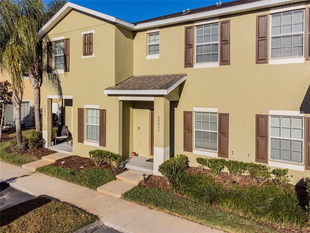 20433 NEEDLETREE DRIVE TAMPA, FL 33647