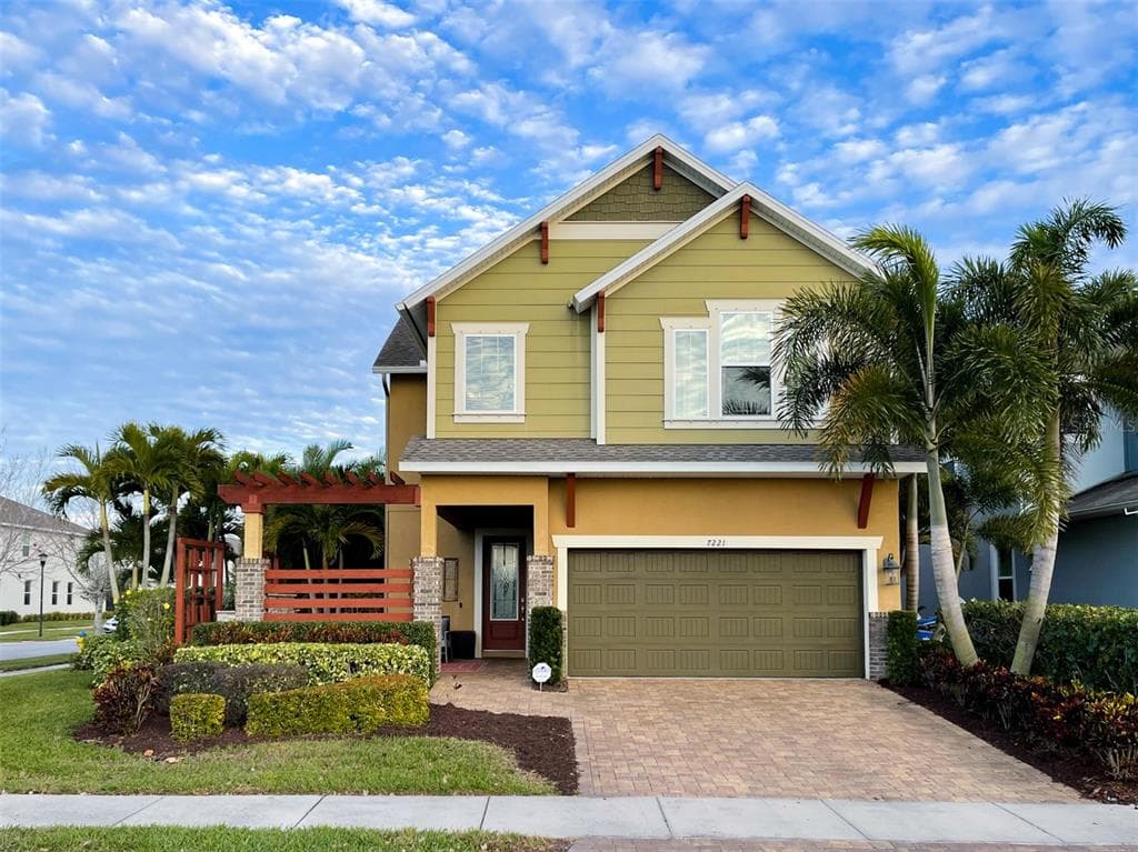 7221 MEETING HOUSE LANE APOLLO BEACH, FL 33572