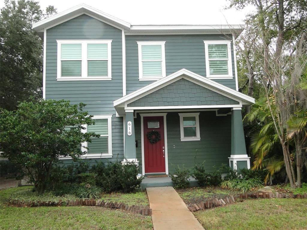 616 7TH STREET N ST PETERSBURG, FL 33701
