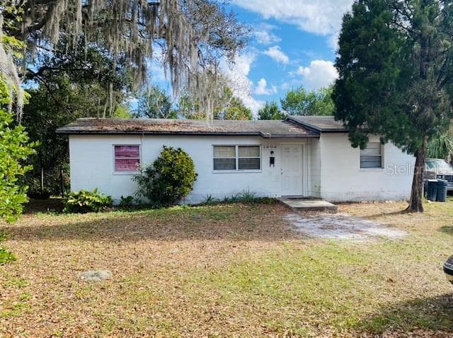 1202 FRANKLIN STREET N PLANT CITY, FL 33563