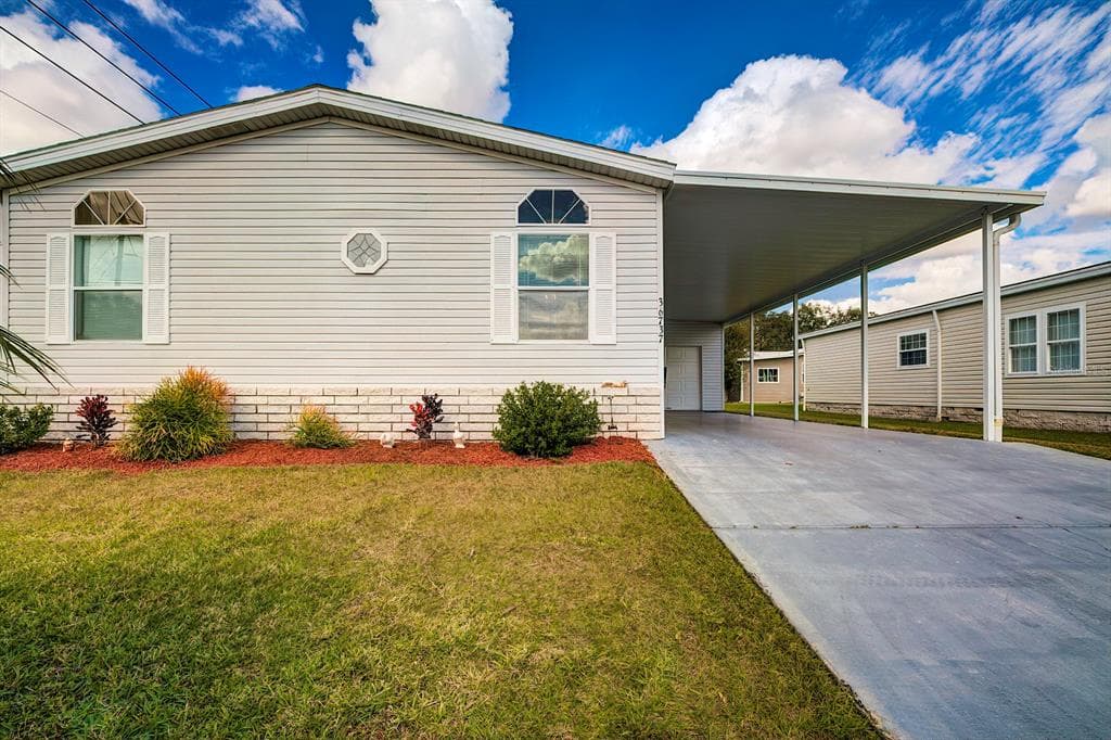 36737 KIOWA AVENUE ZEPHYRHILLS, FL 33542