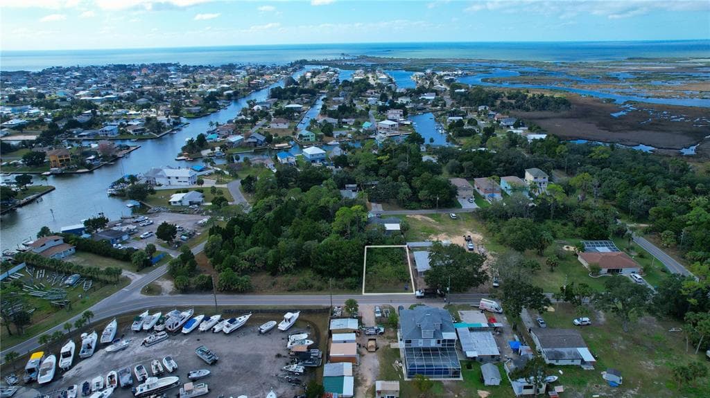5039 MAPLEWOOD DRIVE HERNANDO BEACH, FL 34607