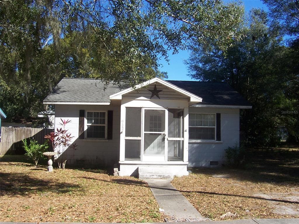 5702 8TH STREET ZEPHYRHILLS, FL 33542