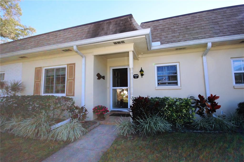 1660 S LAKE AVENUE UNIT 2 CLEARWATER, FL 33756