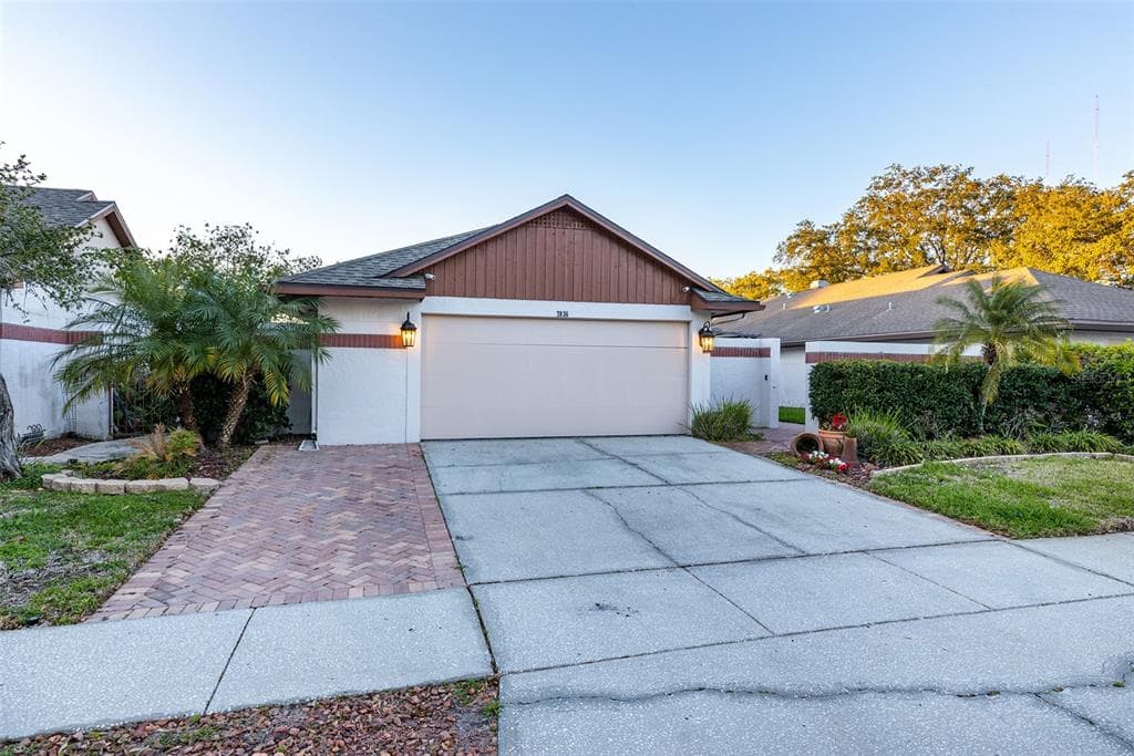 7036 DRURY STREET TAMPA, FL 33635