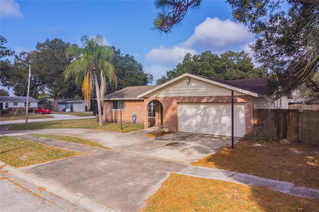 6681 99TH AVENUE N PINELLAS PARK, FL 33782