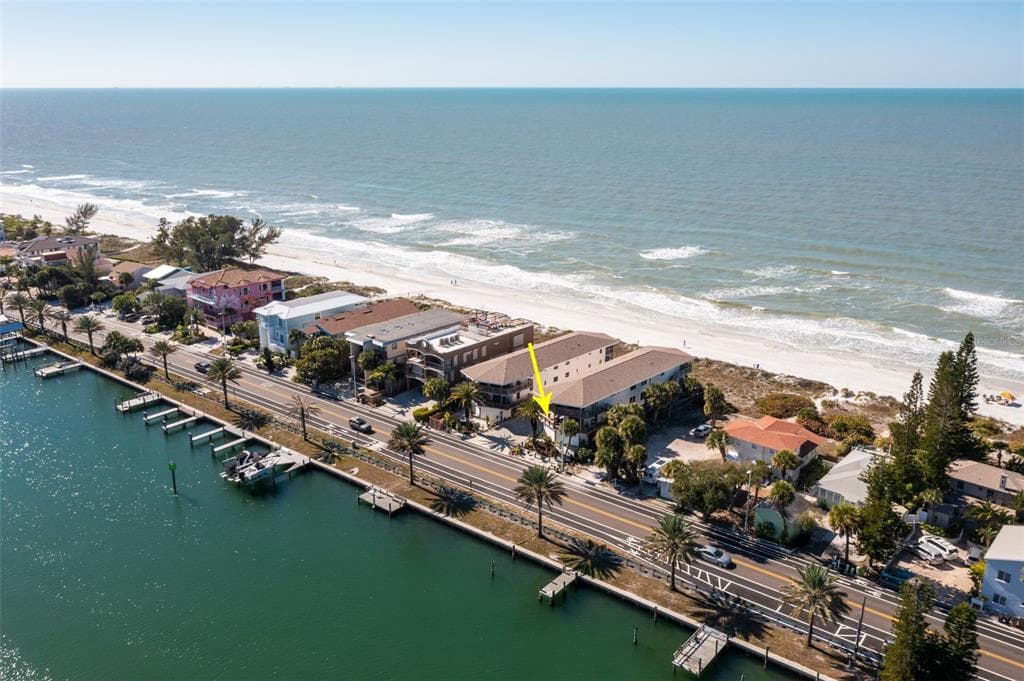 12 GULF BOULEVARD UNIT B4 INDIAN ROCKS BEACH, FL 33785