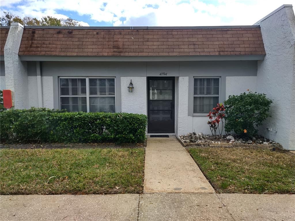 4794 LAKE VILLA DRIVE UNIT 6 CLEARWATER, FL 33762