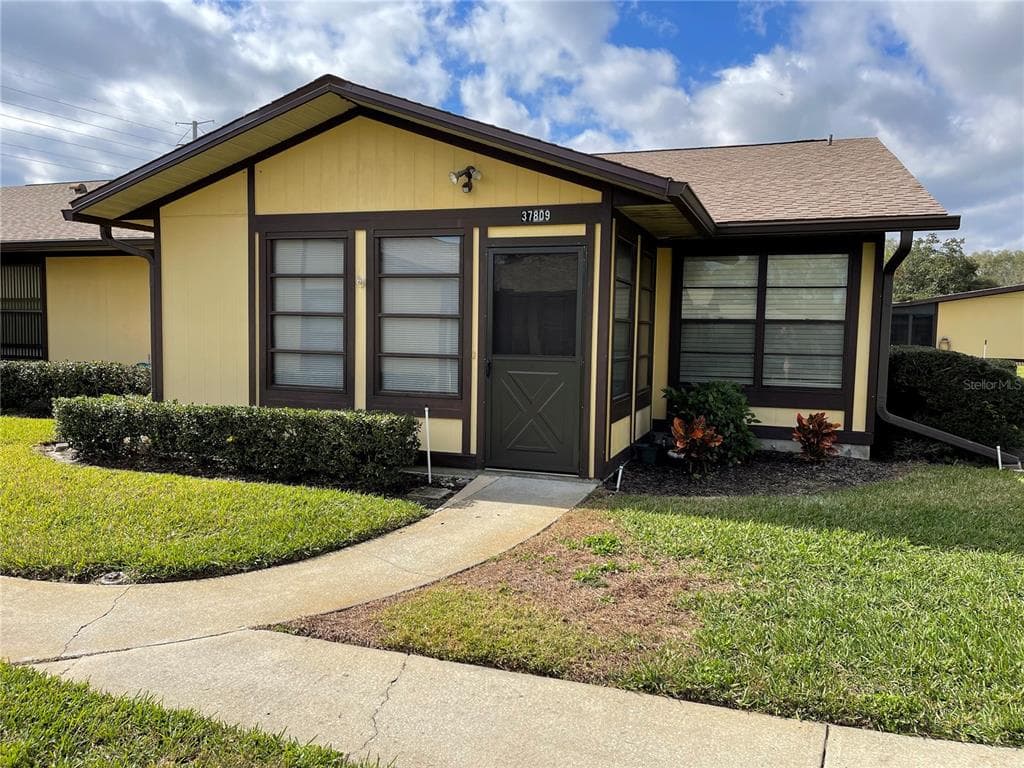37809 ALISSA DRIVE UNIT A ZEPHYRHILLS, FL 33542