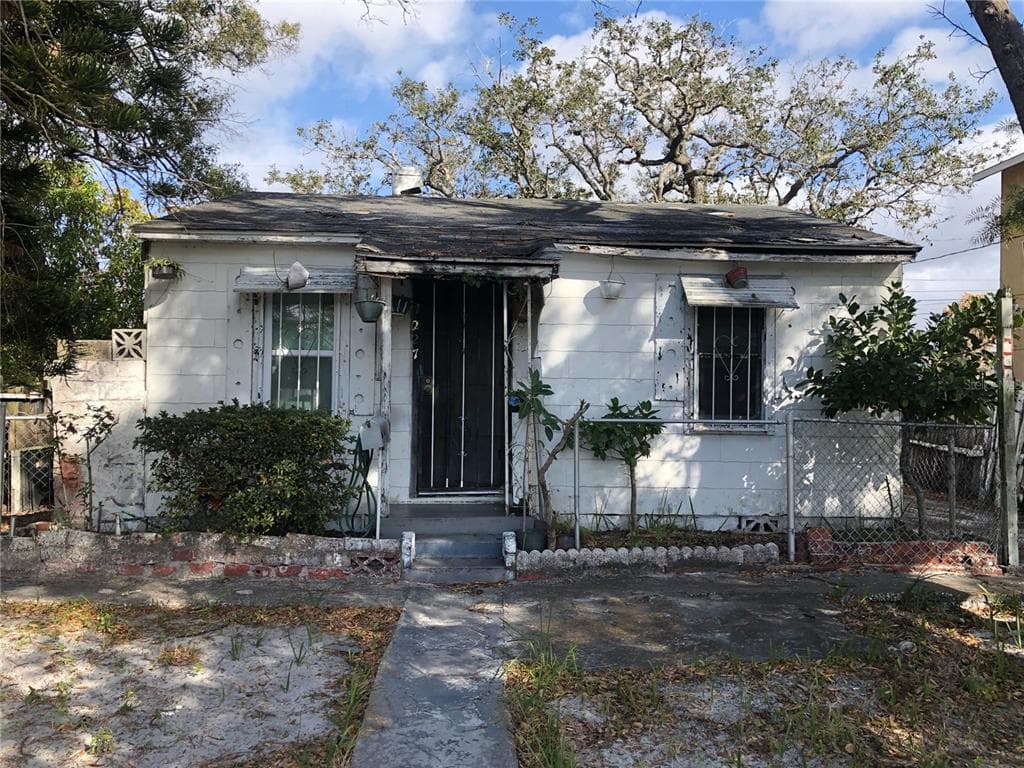 3227 5TH AVENUE S ST PETERSBURG, FL 33712