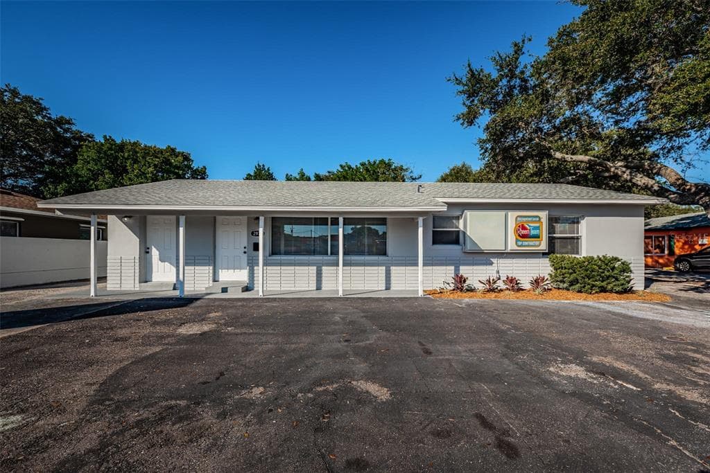 2972 66TH STREET N ST PETERSBURG, FL 33710
