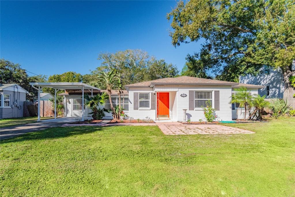 6213 S KELLY ROAD TAMPA, FL 33611