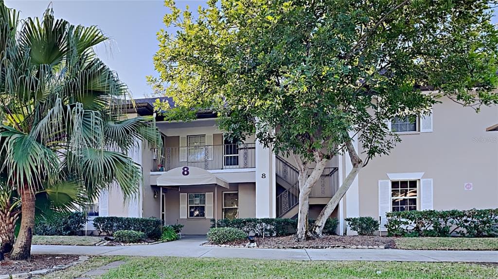 5265 E BAY DRIVE UNIT 821 CLEARWATER, FL 33764