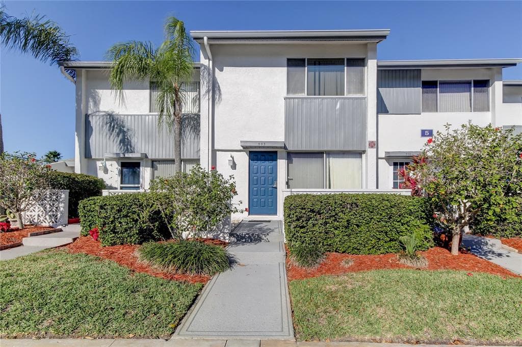 14800 WALSINGHAM ROAD UNIT 503 LARGO, FL 33774
