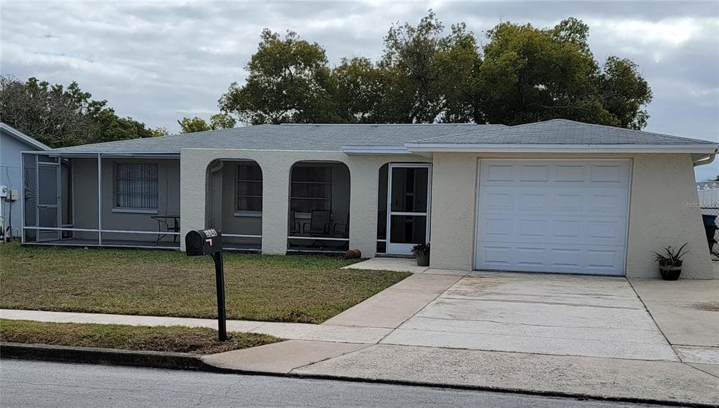 5646 ANDREA DRIVE HOLIDAY, FL 34690