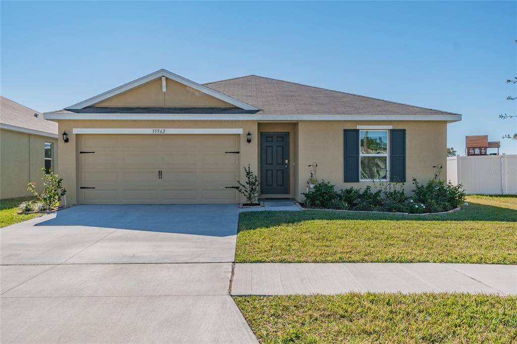 35562 BURMA REED DRIVE ZEPHYRHILLS, FL 33541