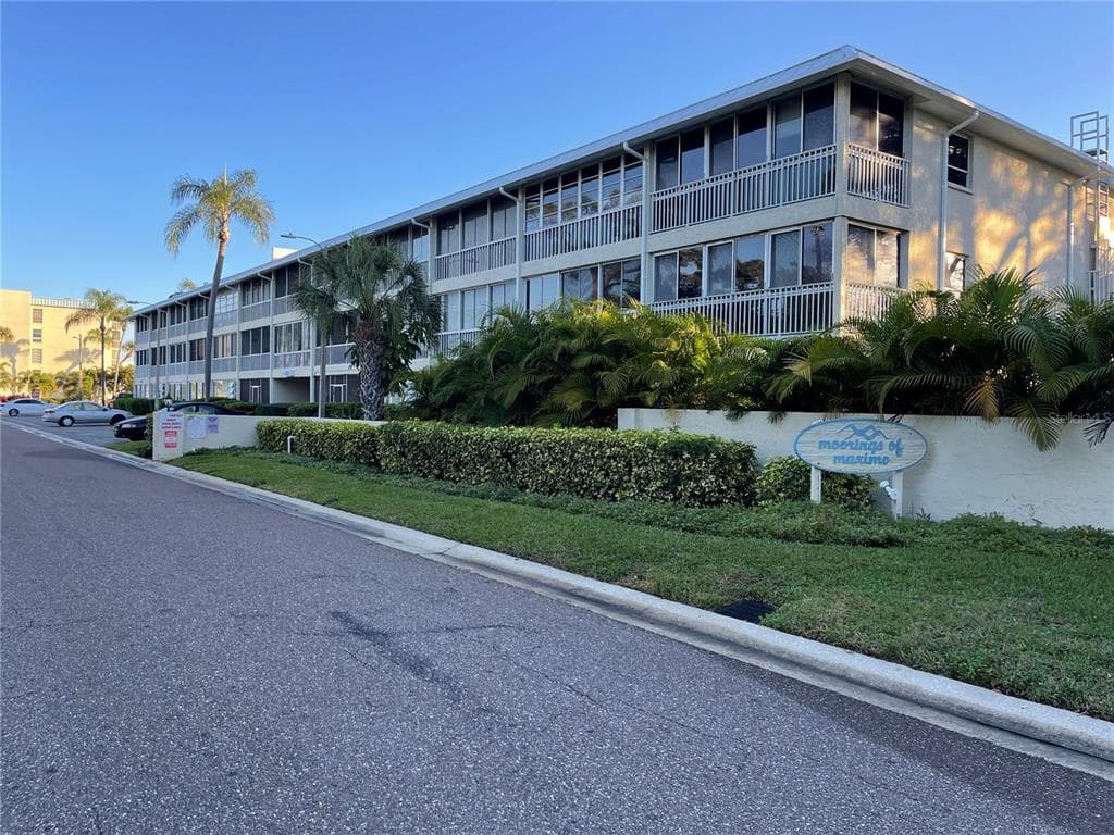4920 38TH WAY S UNIT 202