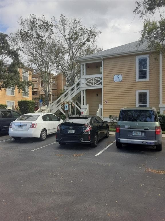 115 112TH AVENUE NE UNIT 516 ST PETERSBURG, FL 33716
