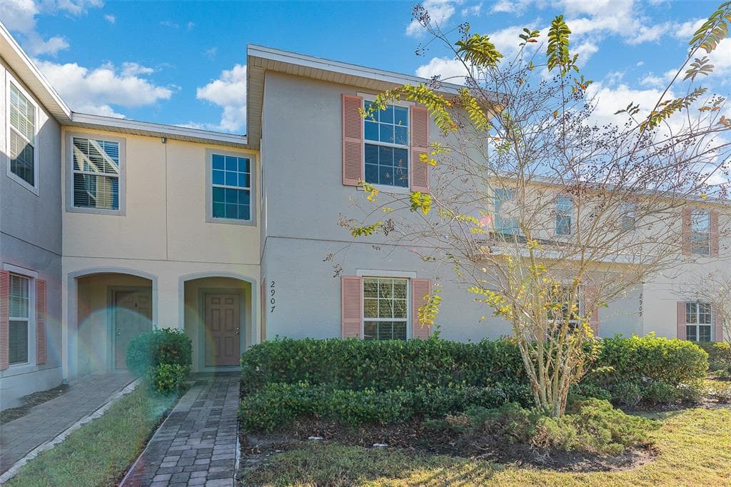 2907 SUNSTONE DRIVE KISSIMMEE, FL 34758