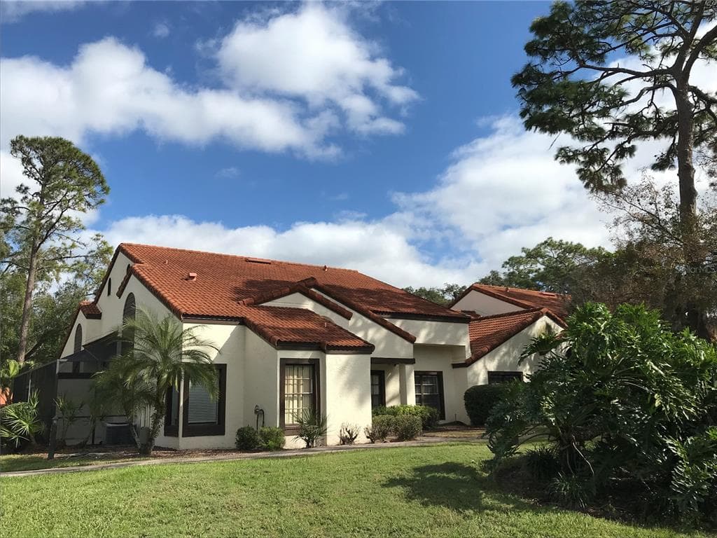 5429 VILLA DESTE CT WESLEY CHAPEL, FL 33543
