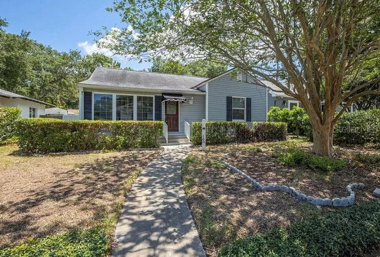 160 26TH AVENUE N ST PETERSBURG, FL 33704