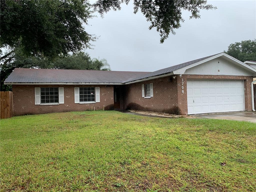 1708 LAKE CREST AVENUE BRANDON, FL 33510