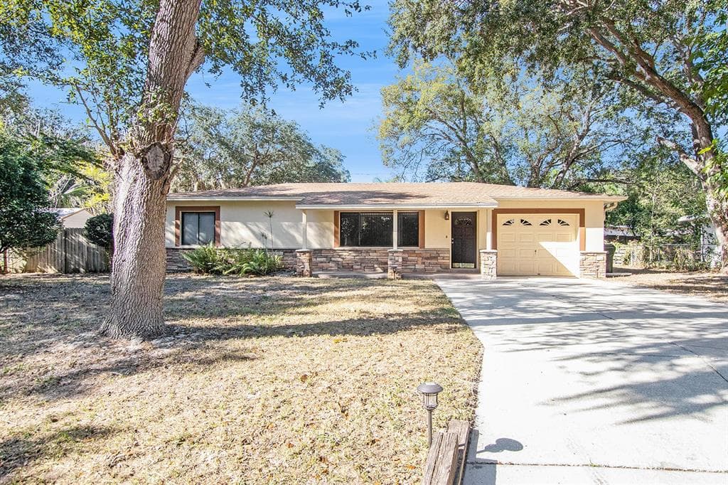 1121 18TH STREET SW LARGO, FL 33770
