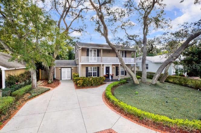2934 W BAYSHORE COURT TAMPA, FL 33611
